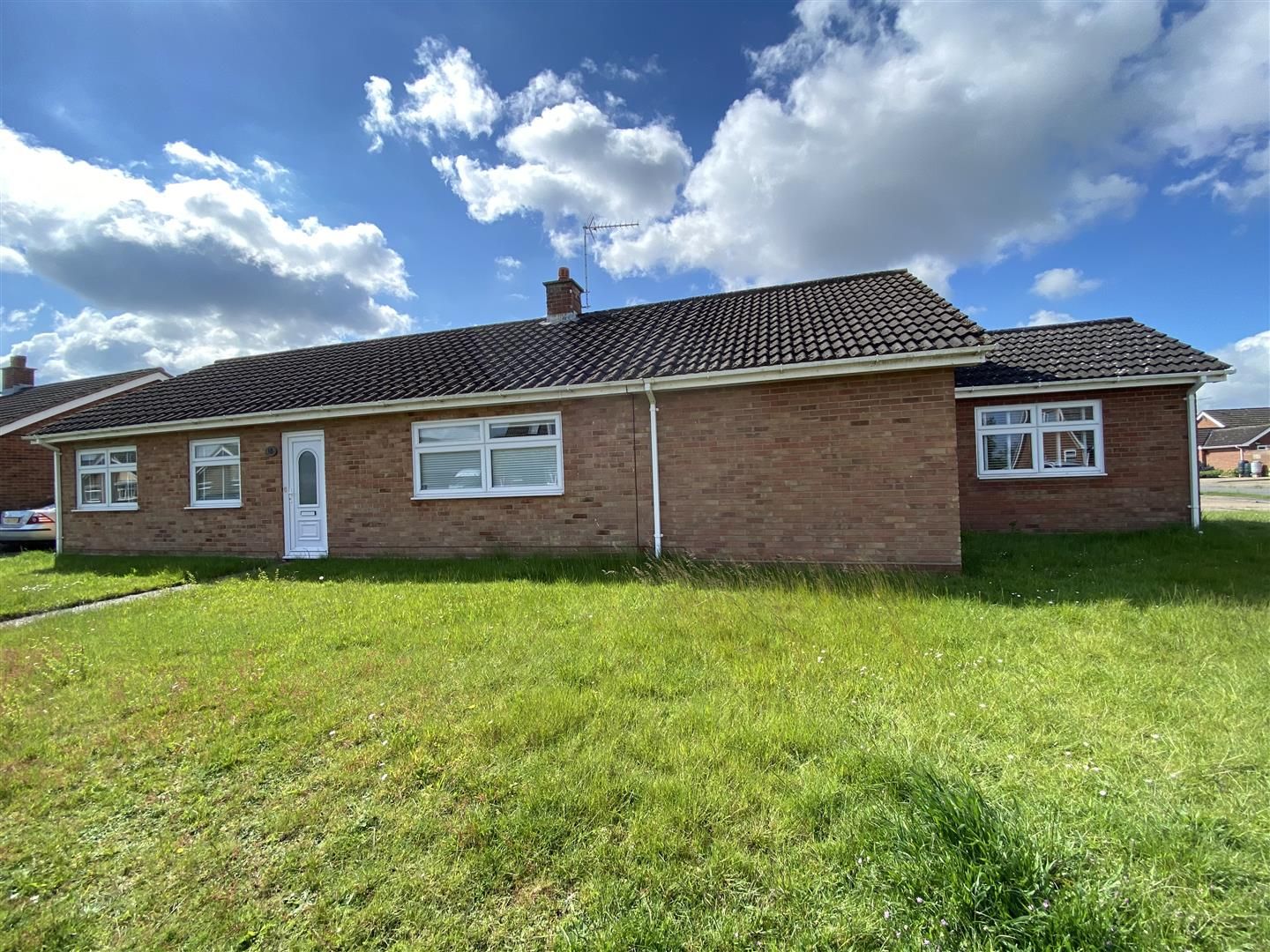 4 bed detached bungalow for sale in Penryn Road, Kesgrave, Ipswich IP5