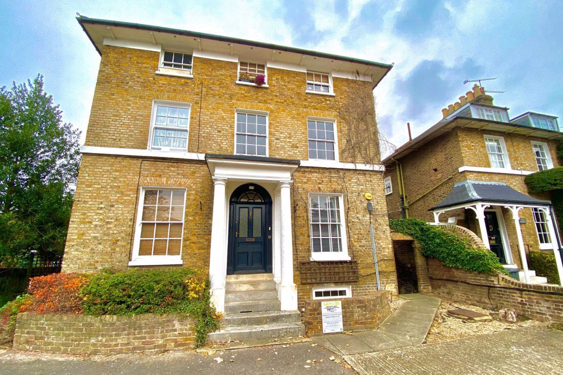 1 bed flat to rent in Sussex Place, Slough SL1 Zoopla