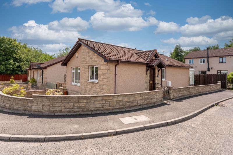 2 bed detached bungalow for sale in Clune Terrace, Glencraig, Lochgelly