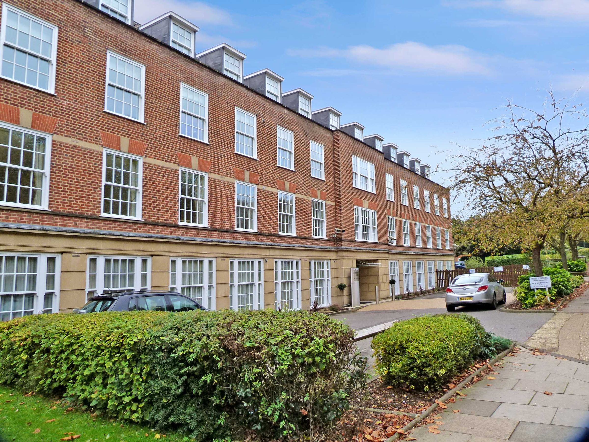 1 bed flat for sale in Bridge Road, Welwyn Garden City, Hertfordshire
