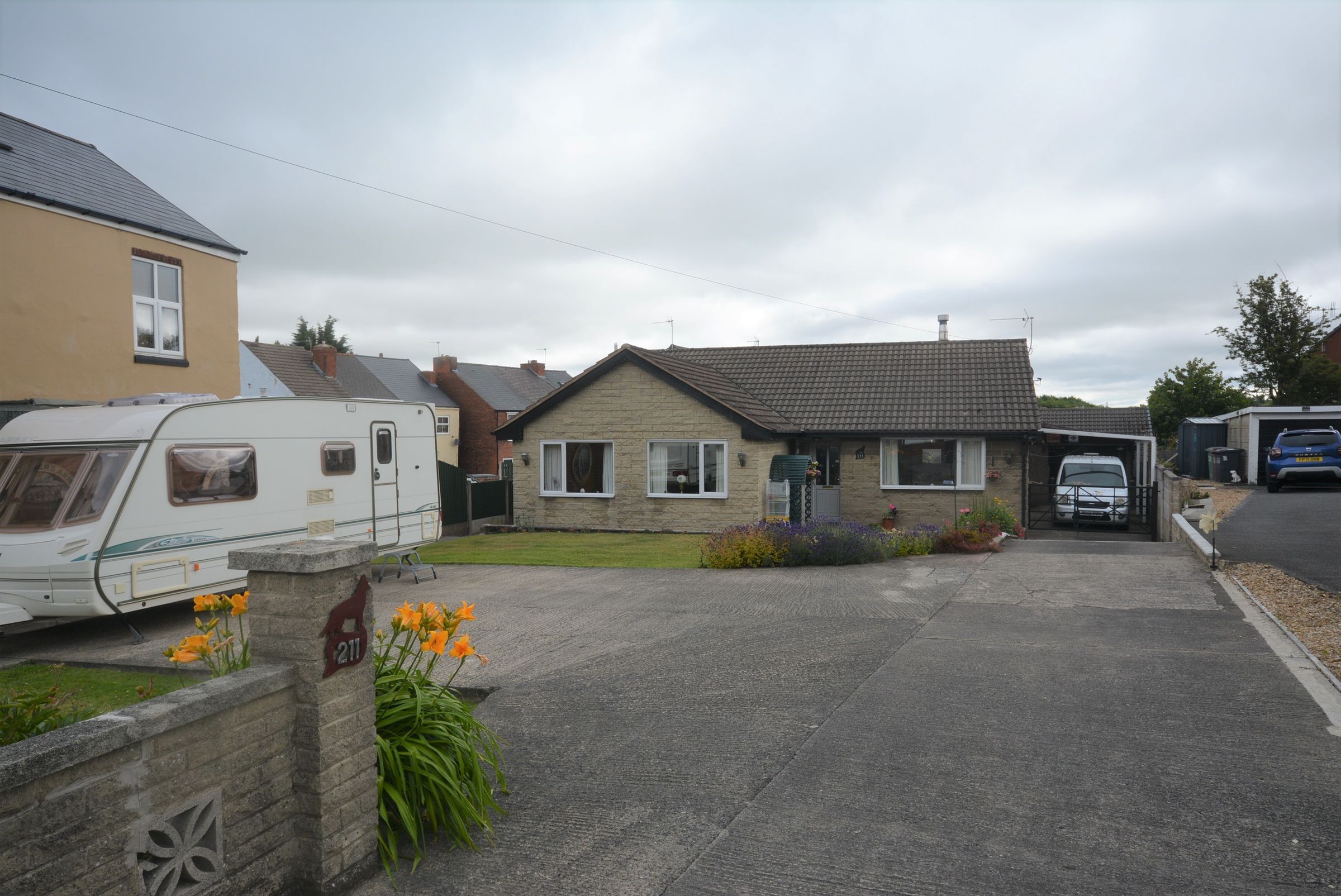 3 bed bungalow for sale in North Wingfield Road, Grassmoor, Chesterfield S42 Zoopla