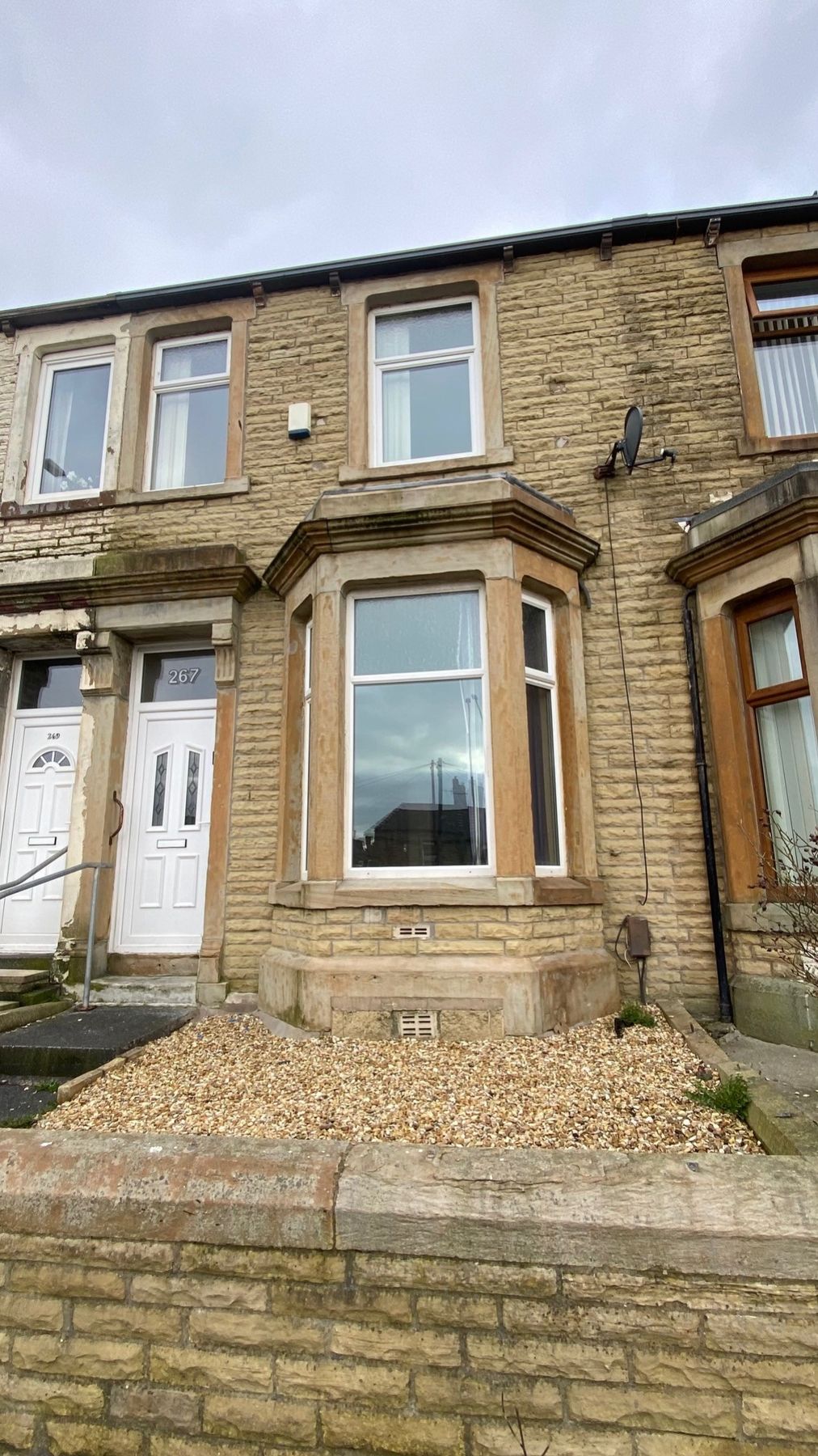 5 bed terraced house to rent in Padiham Road, Burnley BB12 Zoopla