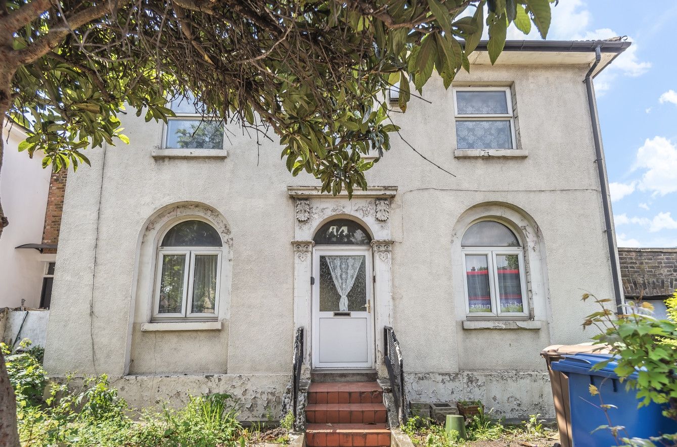 St. Georges Terrace, Peckham Hill Street, London SE15  