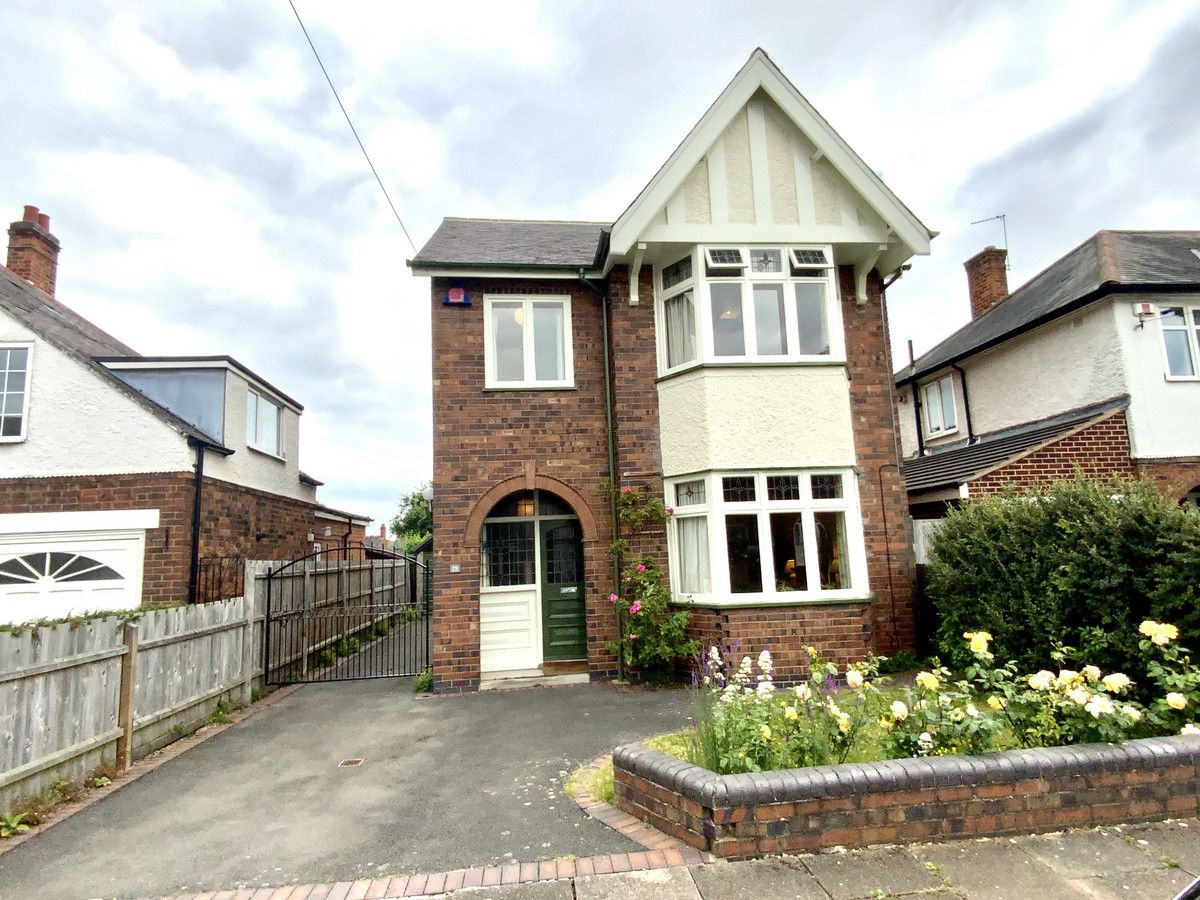 3 bed detached house for sale in Clarefield Road, Leicester LE3 Zoopla