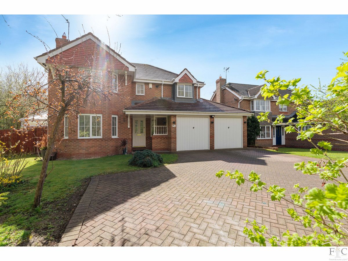 4 bed detached house for sale in Speedwell Drive, Broughton Astley