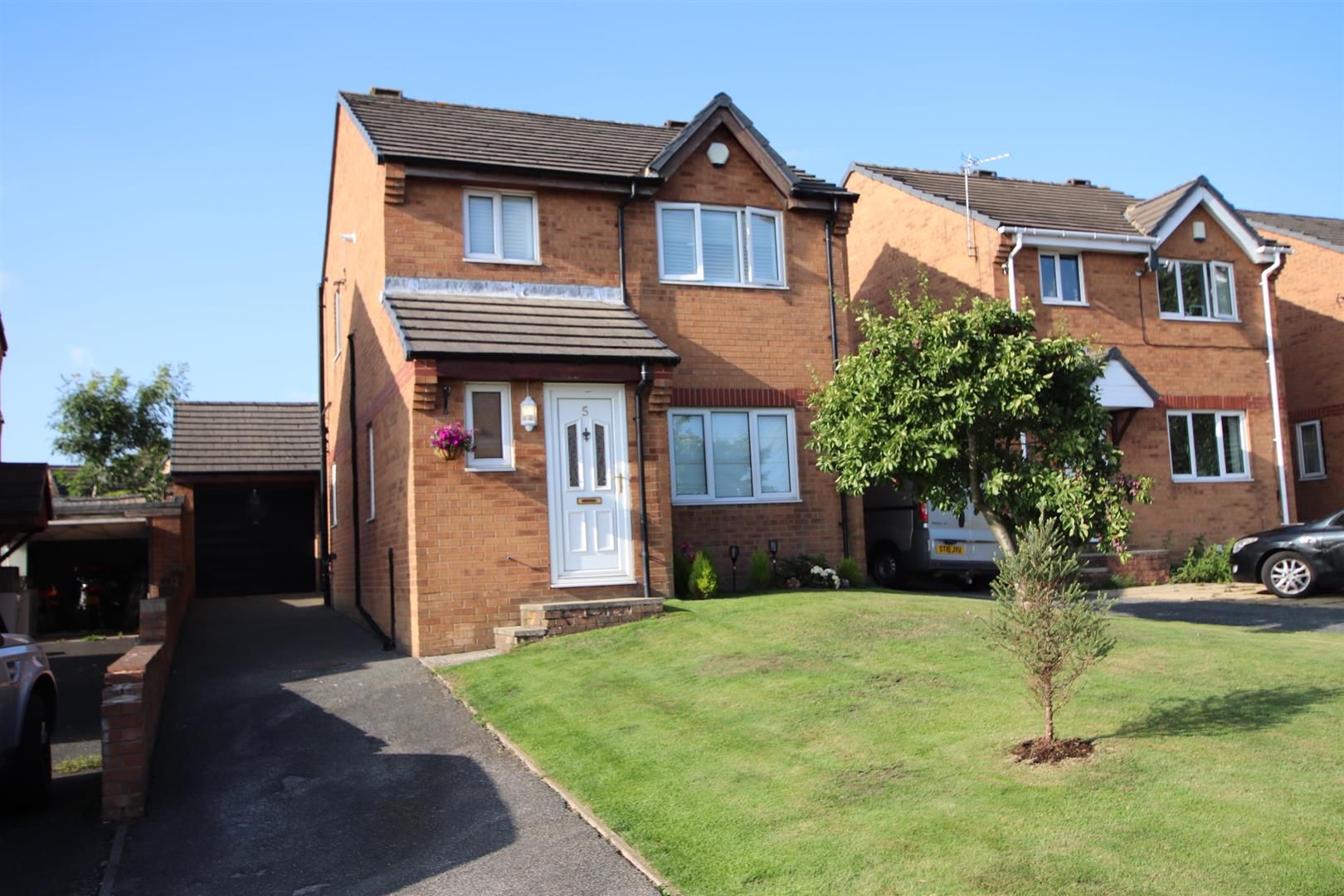 Shetland Close, Bradford BD2  