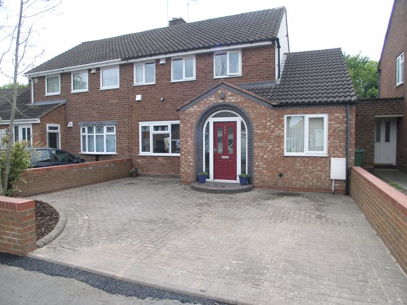 5 bed semidetached house for sale in Howley Grange Road, Halesowen B62