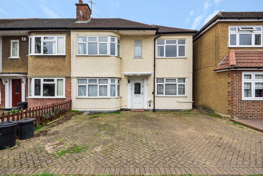 3 bed end terrace house for sale in Bempton Drive, Ruislip HA4 Zoopla