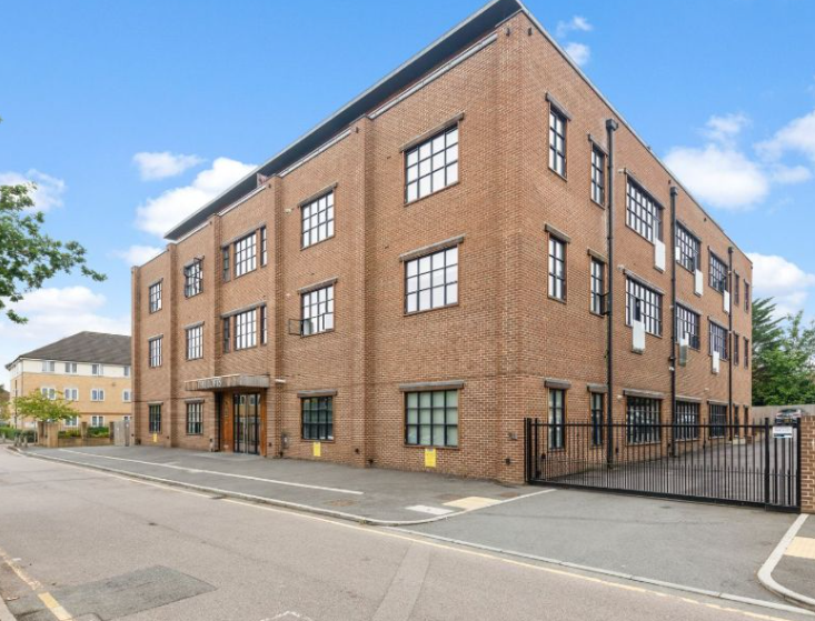 2 bed flat to rent in Grenville Place, London NW7 Zoopla