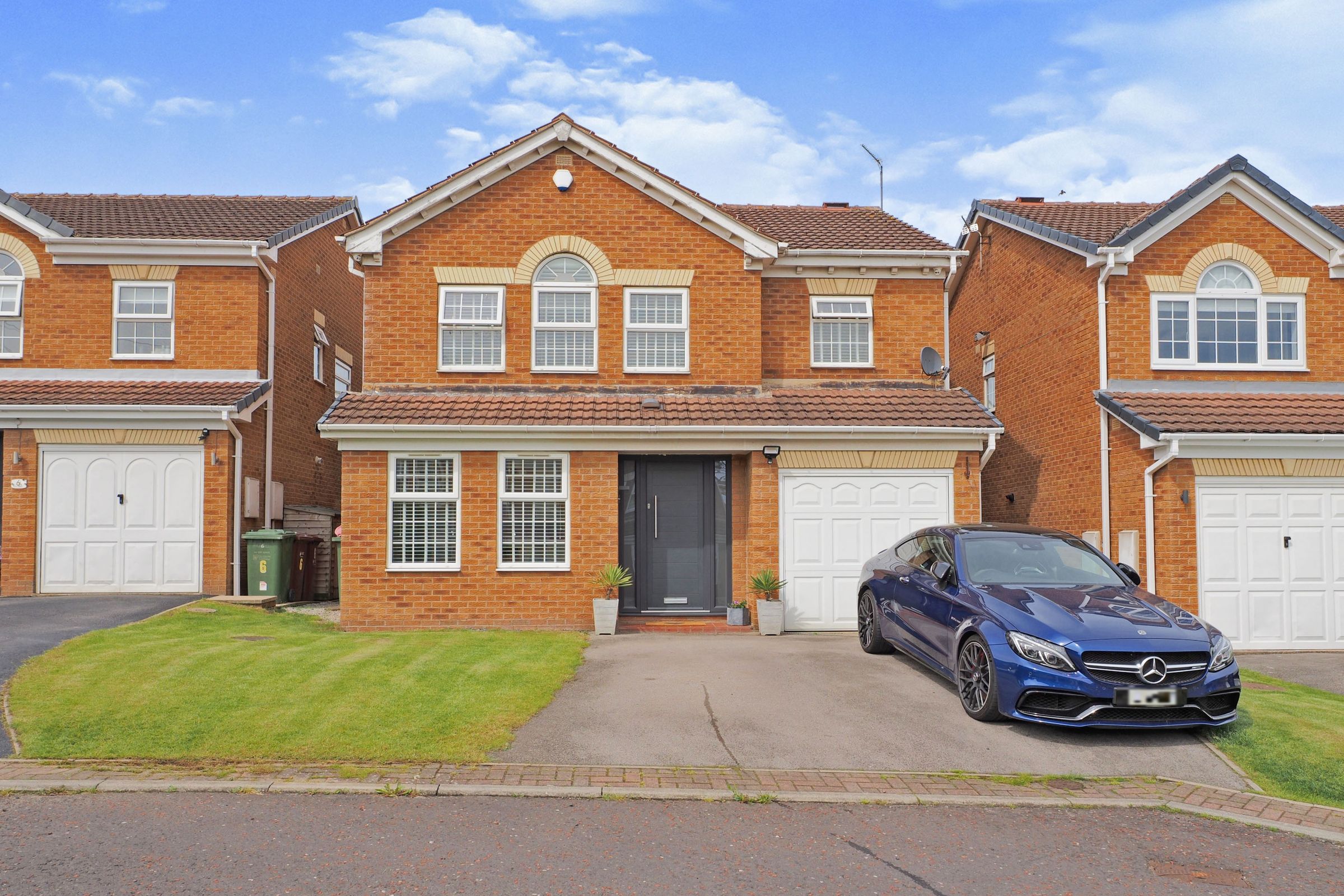 4 bed detached house for sale in Gelder Court, Wakefield, West Yorkshire WF2 Zoopla