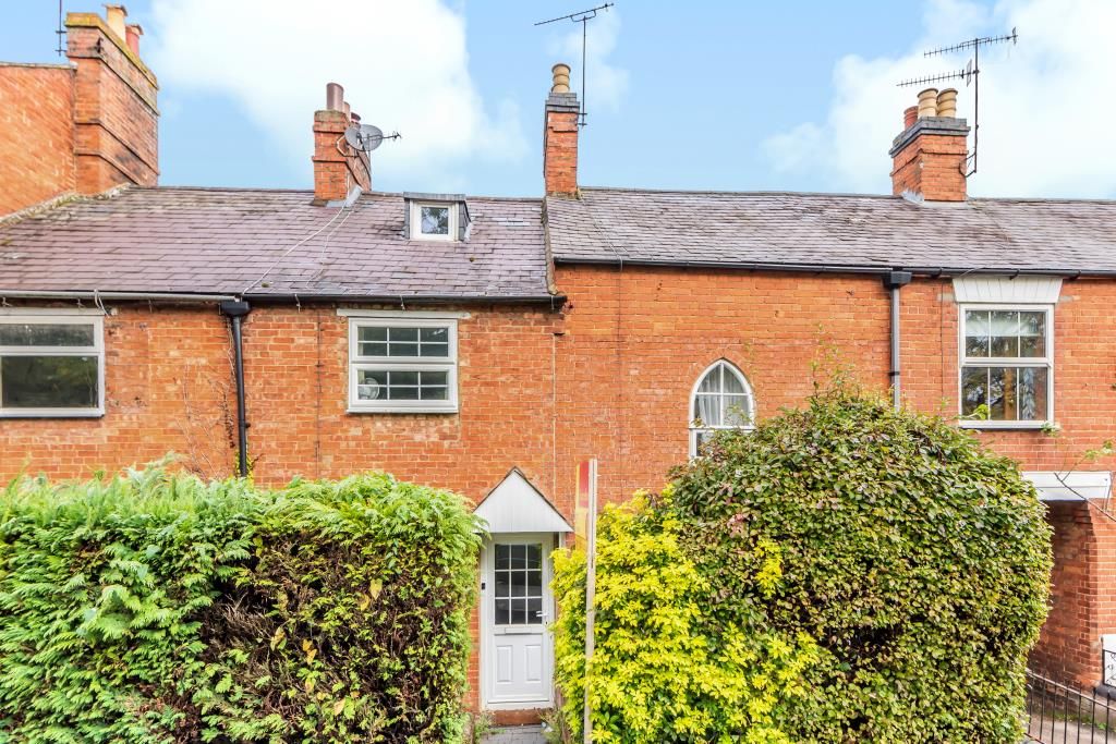 3 bed terraced house to rent in Broughton Road, Banbury OX16 Zoopla
