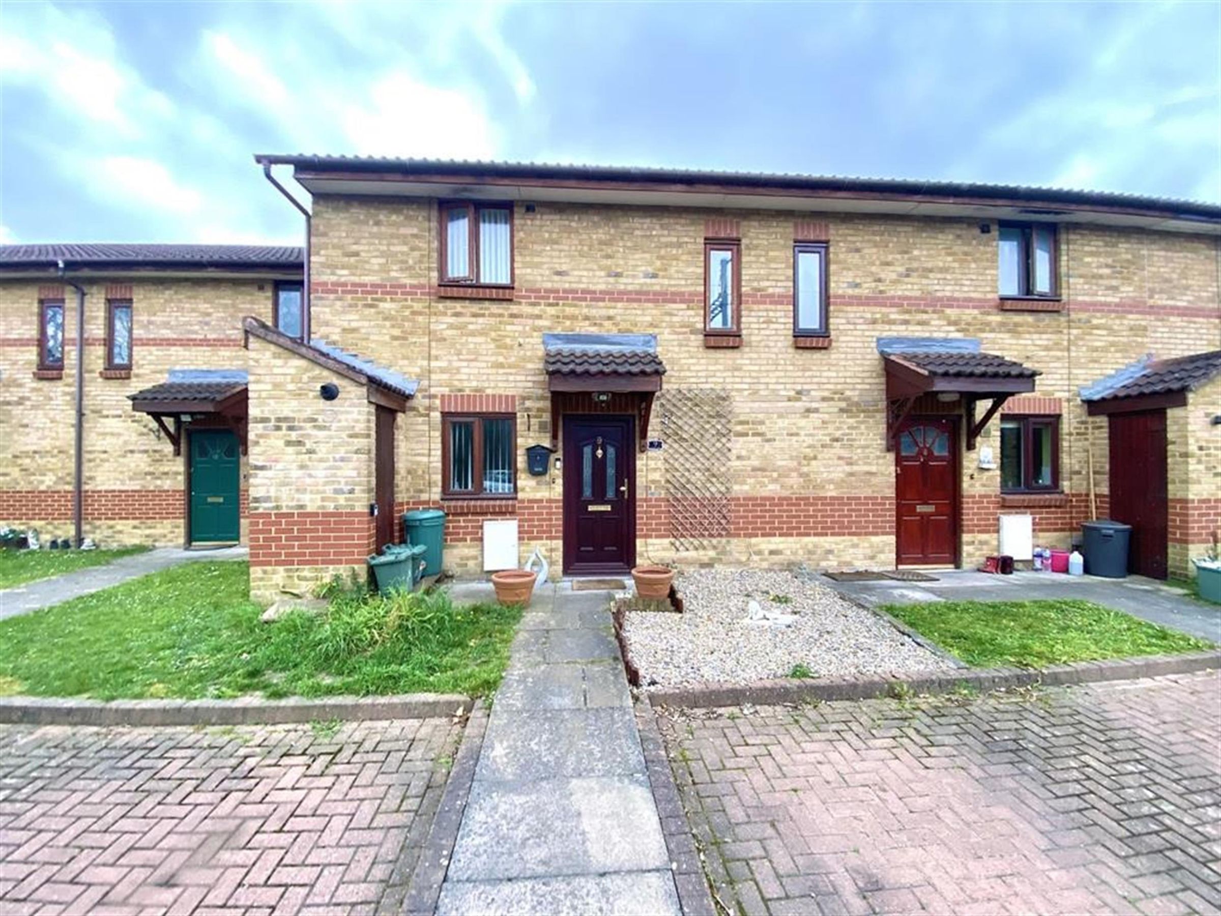2 bed terraced house for sale in Humber Close, West Drayton, Middlesex