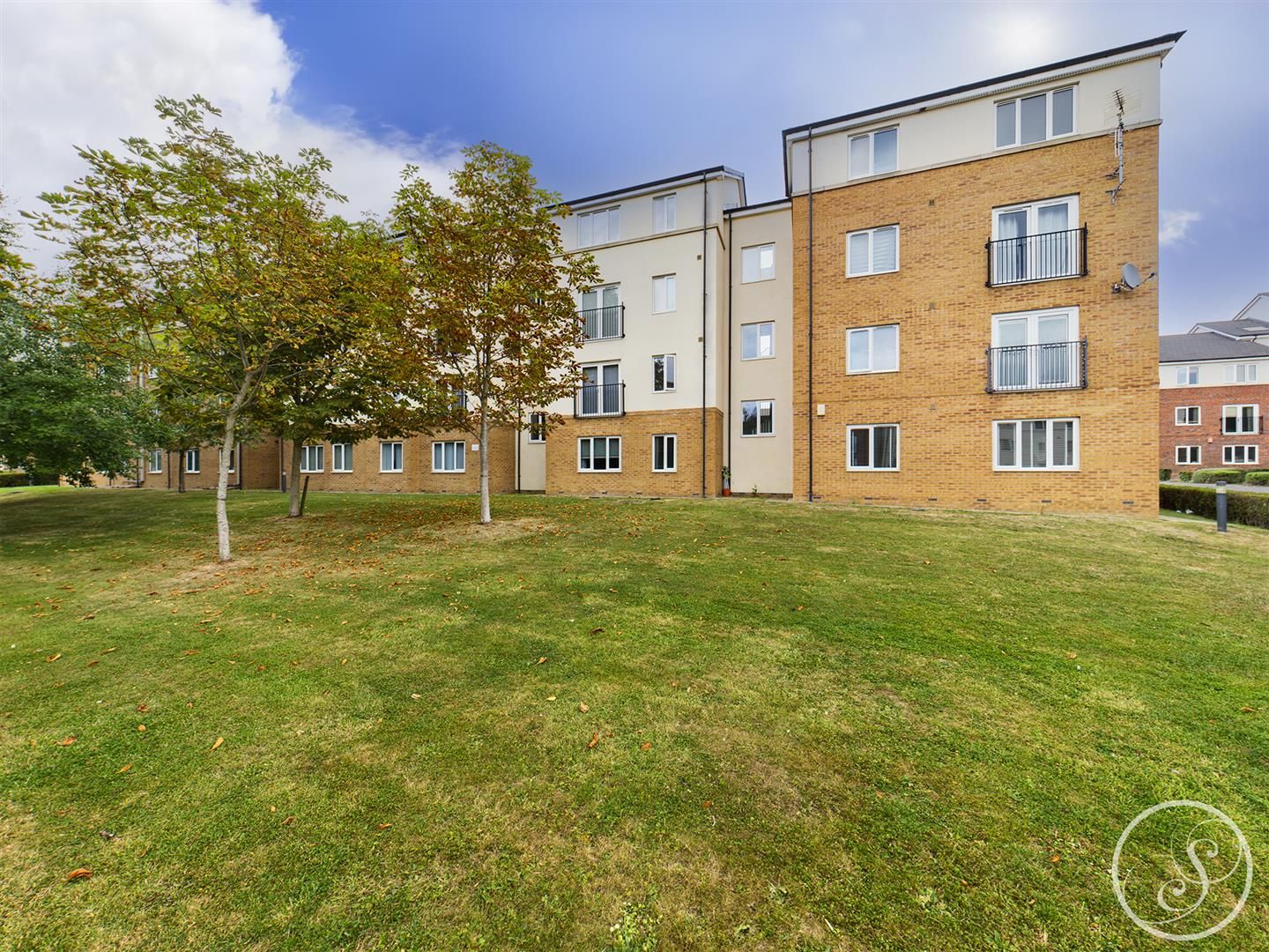 1 bed flat to rent in Cedar Drive, Killingbeck, Leeds LS14 Zoopla