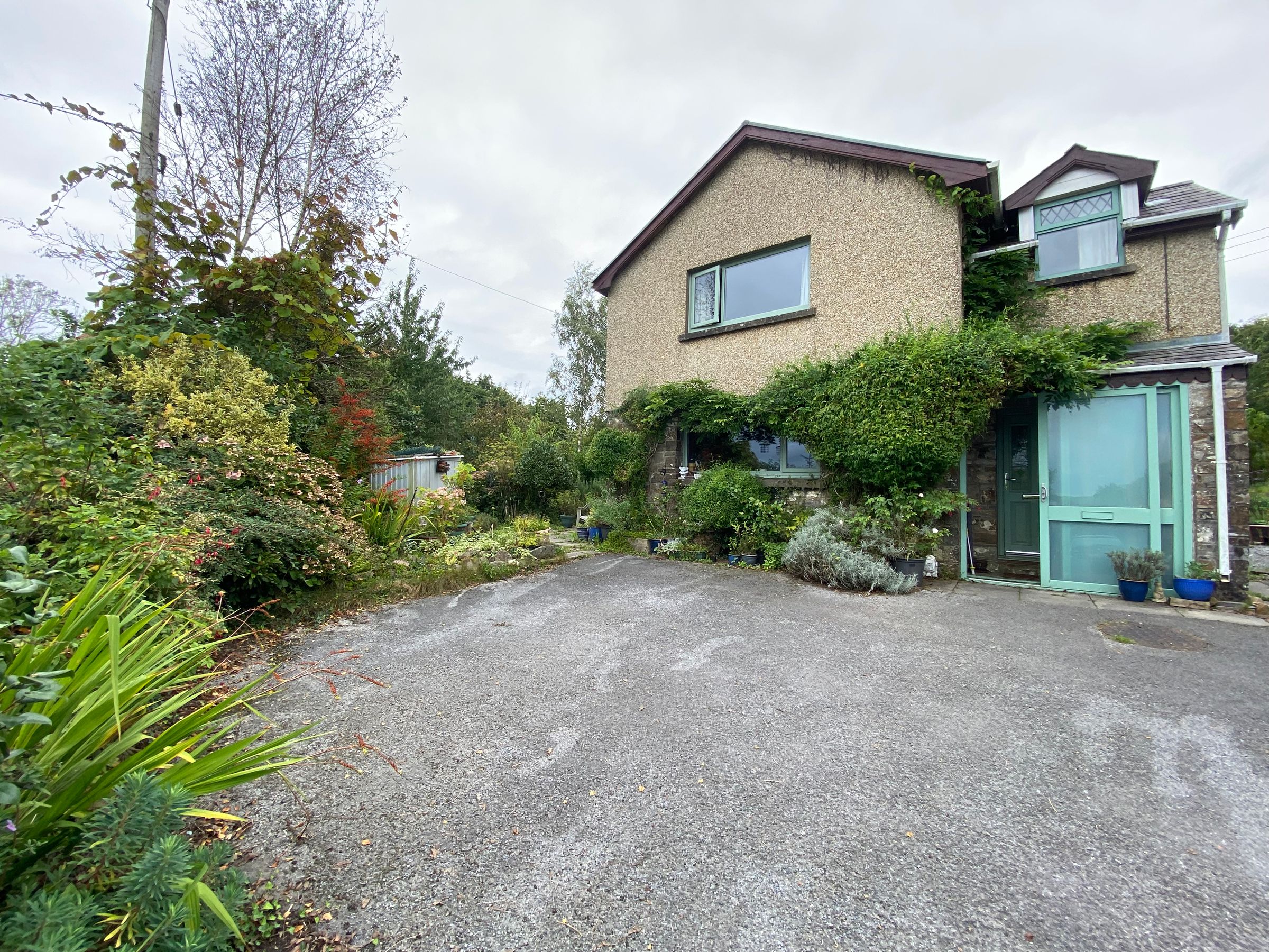 2 bed detached house for sale in Bethesda Road, Pontyberem, Llanelli