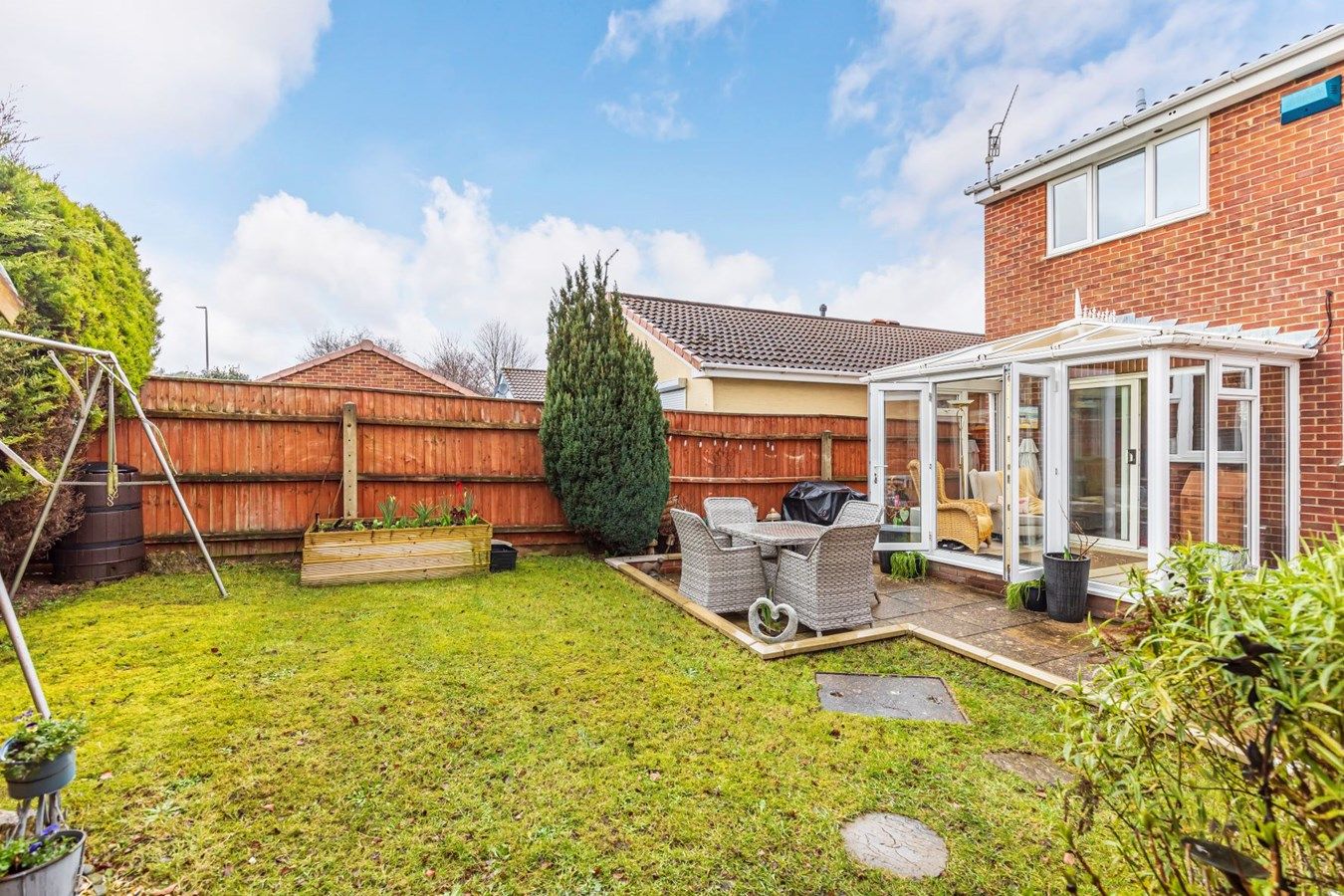 4 bed detached house for sale in Halstock Crescent, Poole BH17 Zoopla