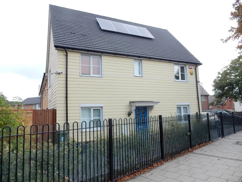 3 bed end terrace house to rent in Oldmead Close, Harold Hill, Essex