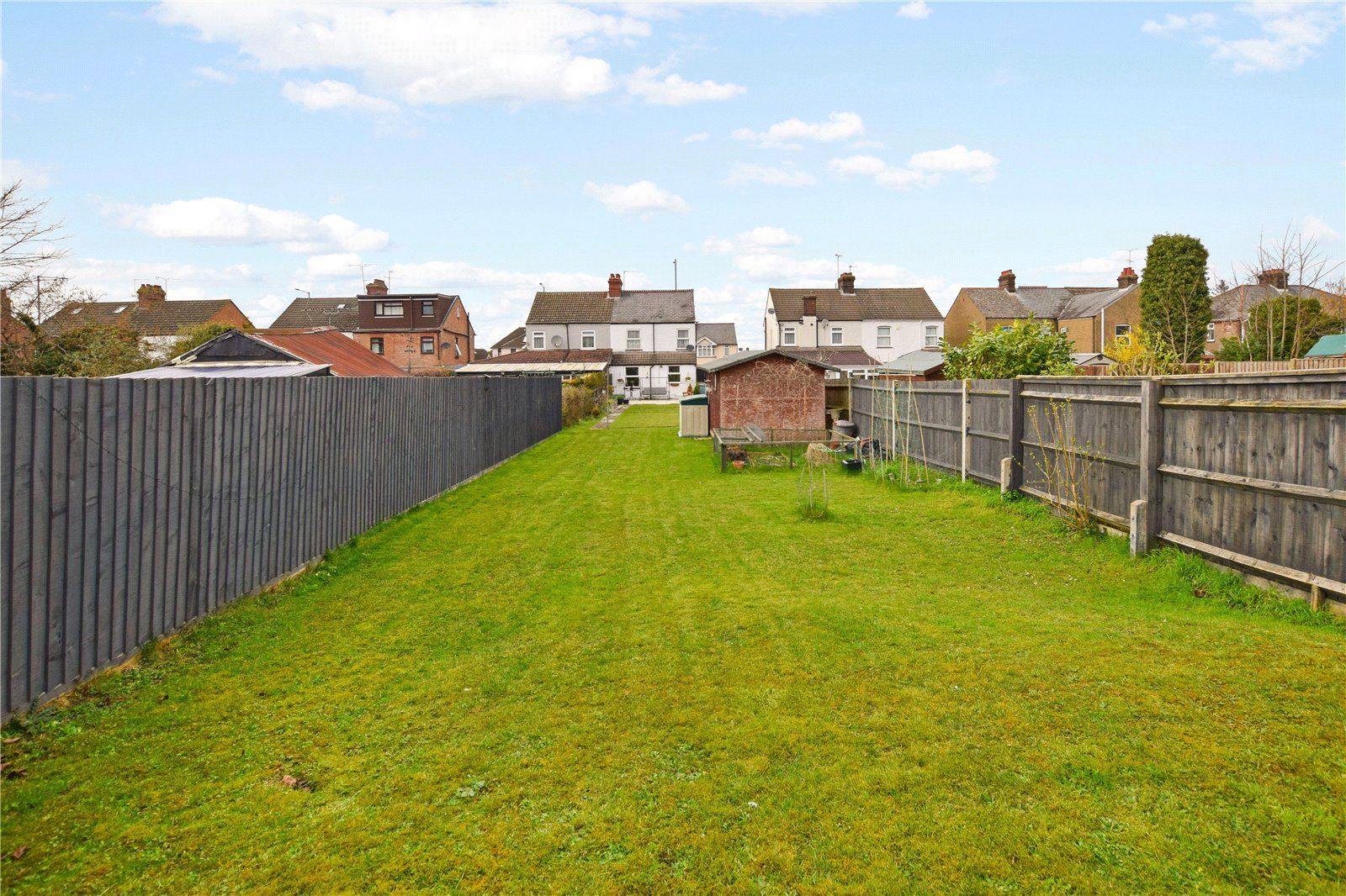 3 bed semidetached house for sale in Luton Road, Dunstable, Bedfordshire LU5 Zoopla
