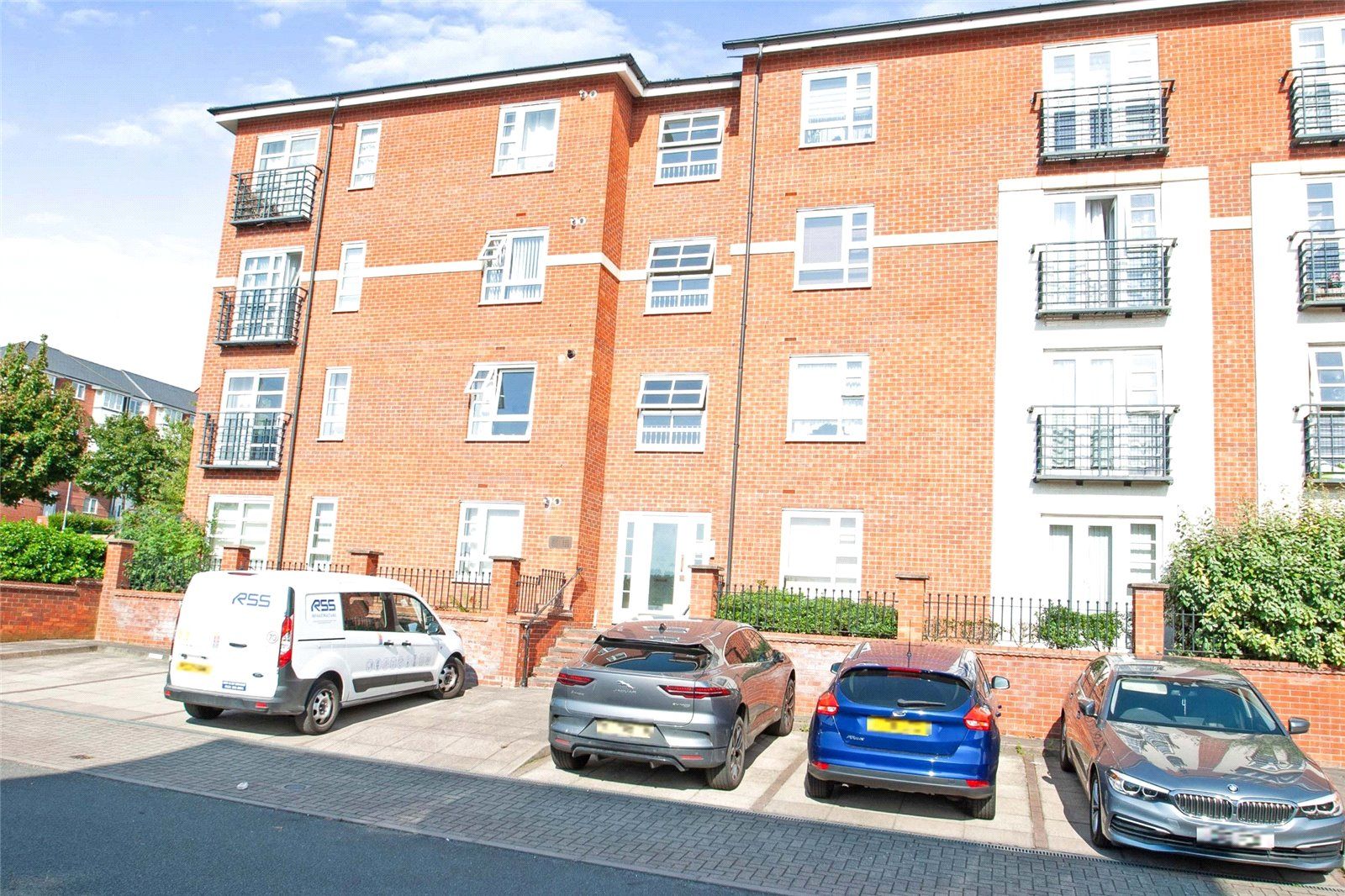 2 bed flat for sale in City View, Erdington, Birmingham B23 Zoopla