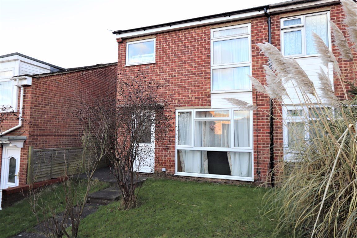 3 bed property to rent in Corbet Ride, Leighton Buzzard LU7 Zoopla