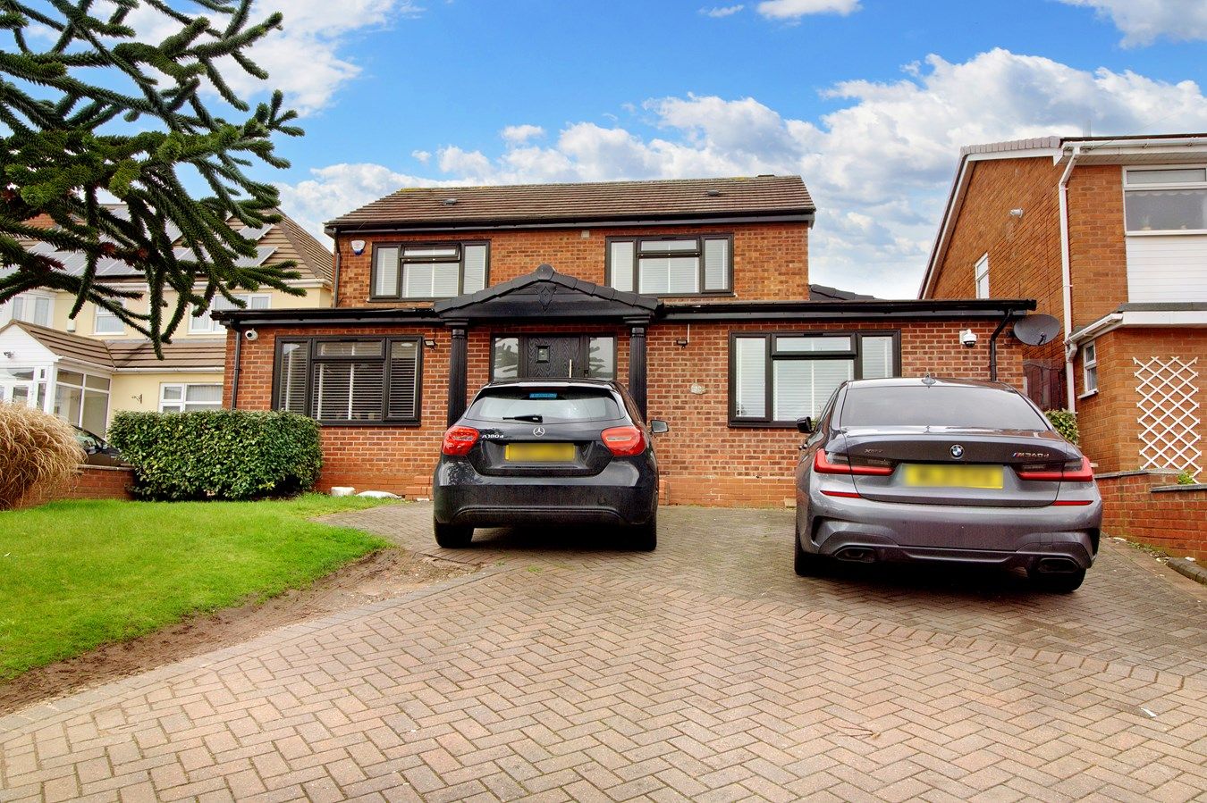 4 bed detached house for sale in Gainsborough Road, Birmingham B42 Zoopla