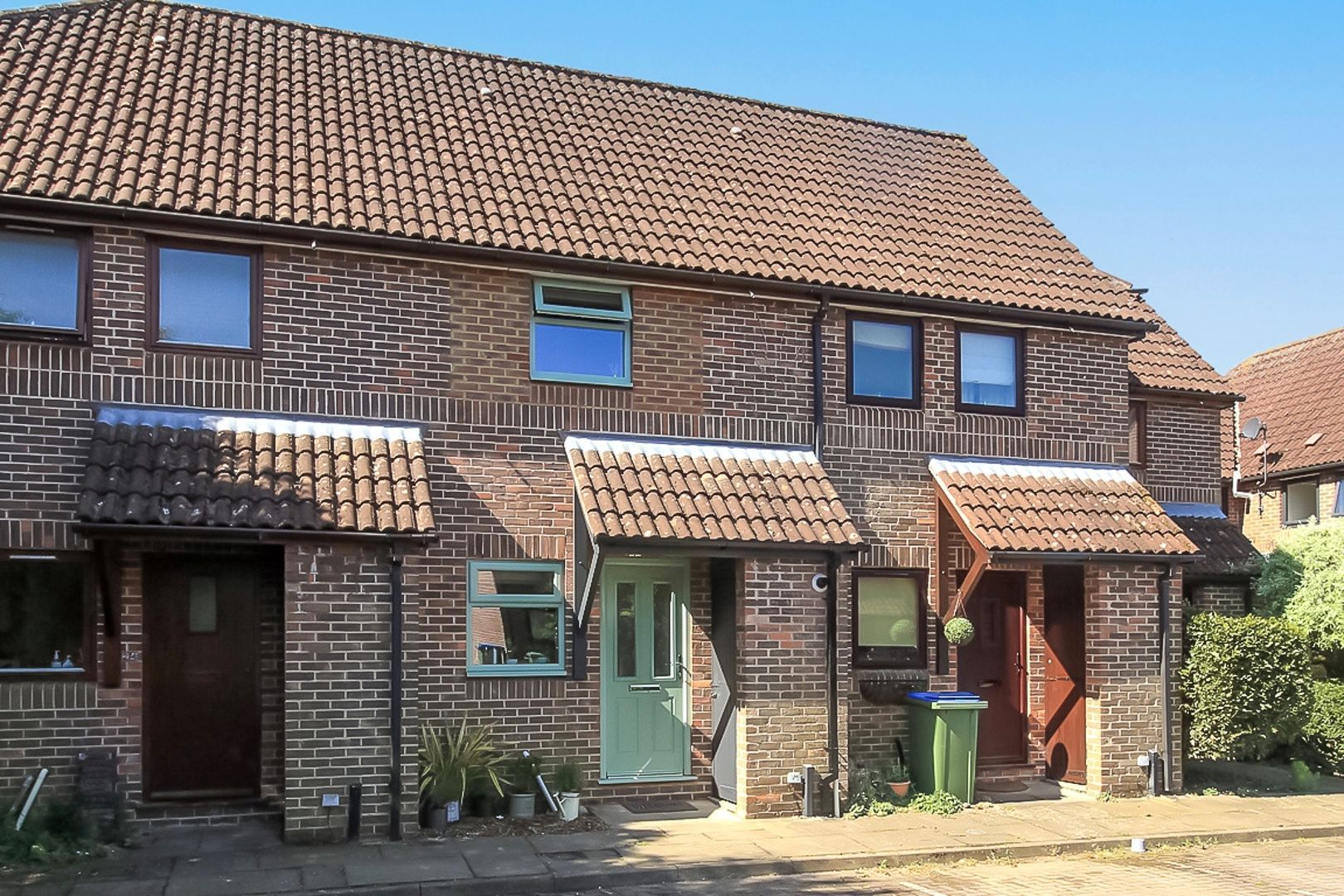 1 bed terraced house for sale in Kingsmead Place, Horsham RH12 Zoopla