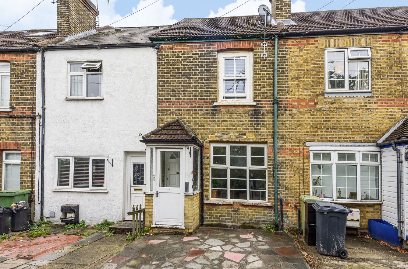 2 bed terraced house for sale in Meadow View, St. Pauls Cray, Orpington BR5 Zoopla