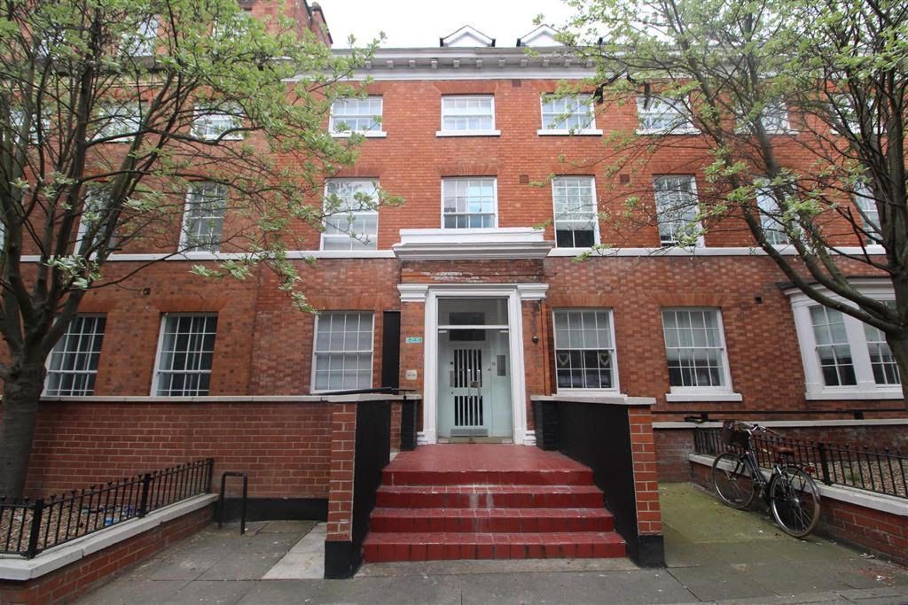 Flat - Princess Road West Leicester LE1  