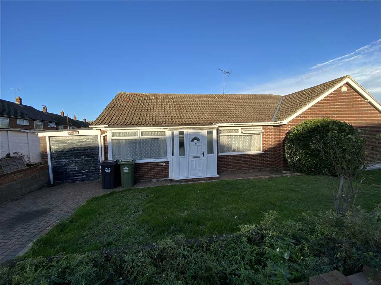 2 bed bungalow for sale in Westbury, Manor Road, DA10 Zoopla