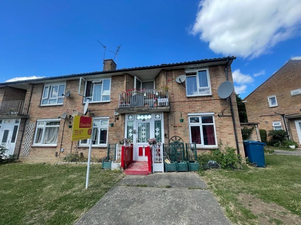 3 bed flat for sale in Stanmore, Middlesex HA7 Zoopla