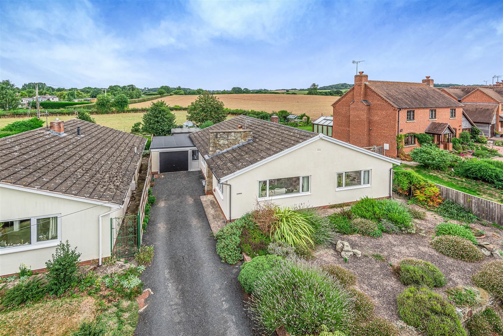 3 bed detached bungalow for sale in Chapel Lane, Bodenham