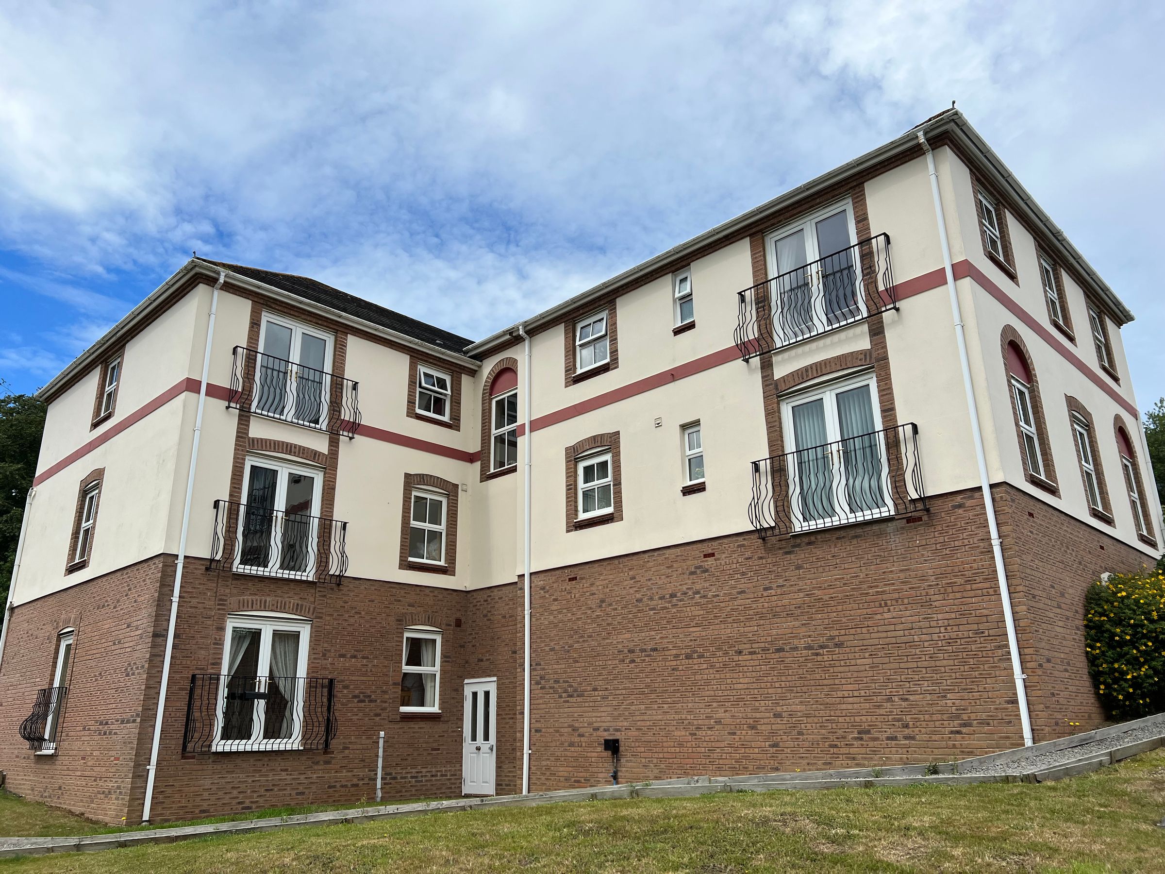 3 bed flat for sale in Marlen Court, Bideford EX39 Zoopla