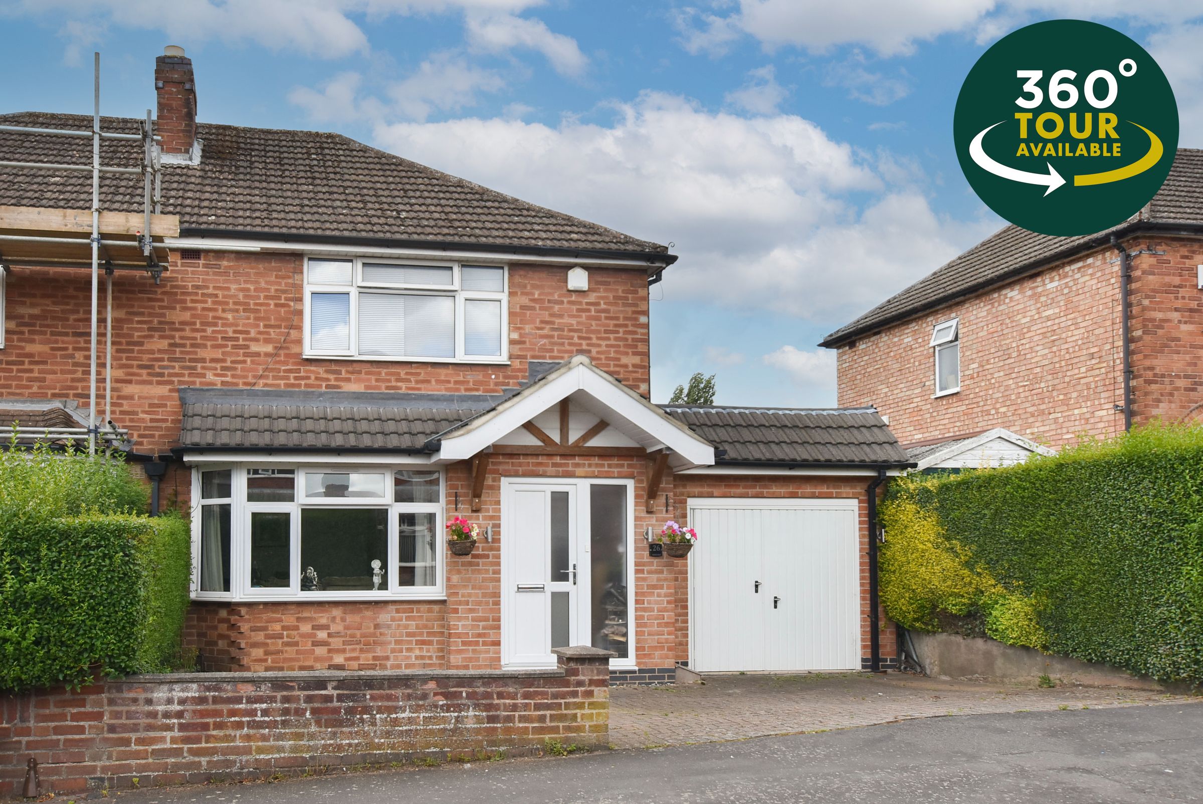 4 bed semidetached house for sale in Fairfield Road, Oadby, Leicester