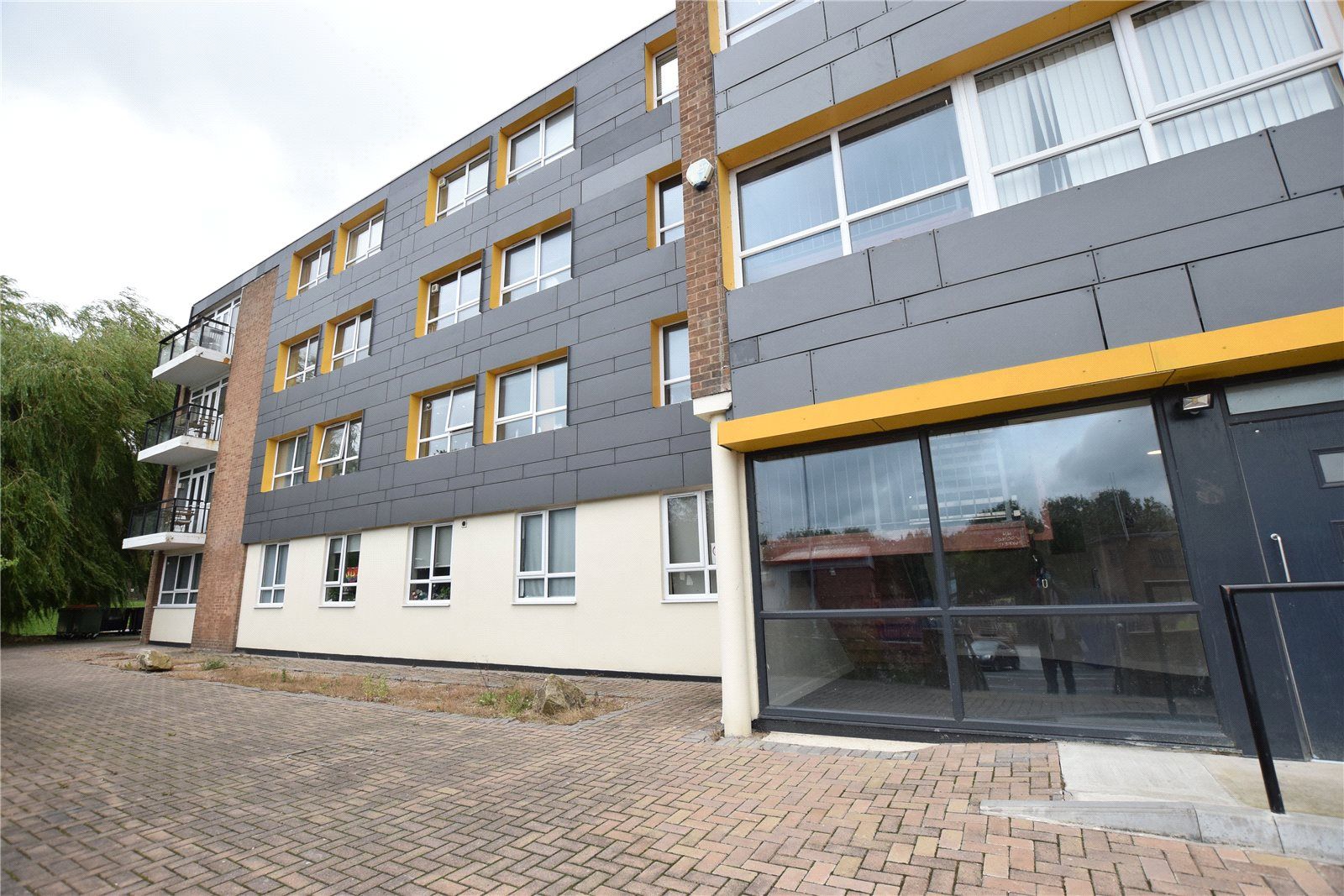 Flat 29, Kirkstall Gate, 101 Commercial Road, Leeds, West Yorkshire LS5