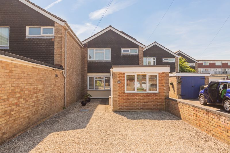 Warburg Crescent, Oxford OX4  