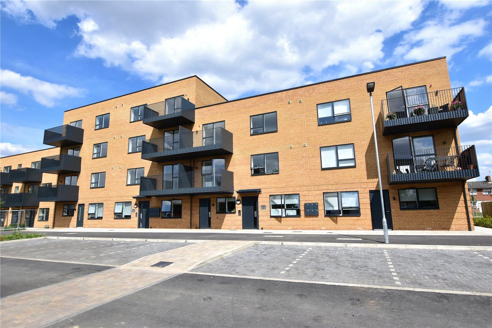 New home, 2 bed flat for sale in Dapple Court, 300 Croxley View, Watford WD18 Zoopla