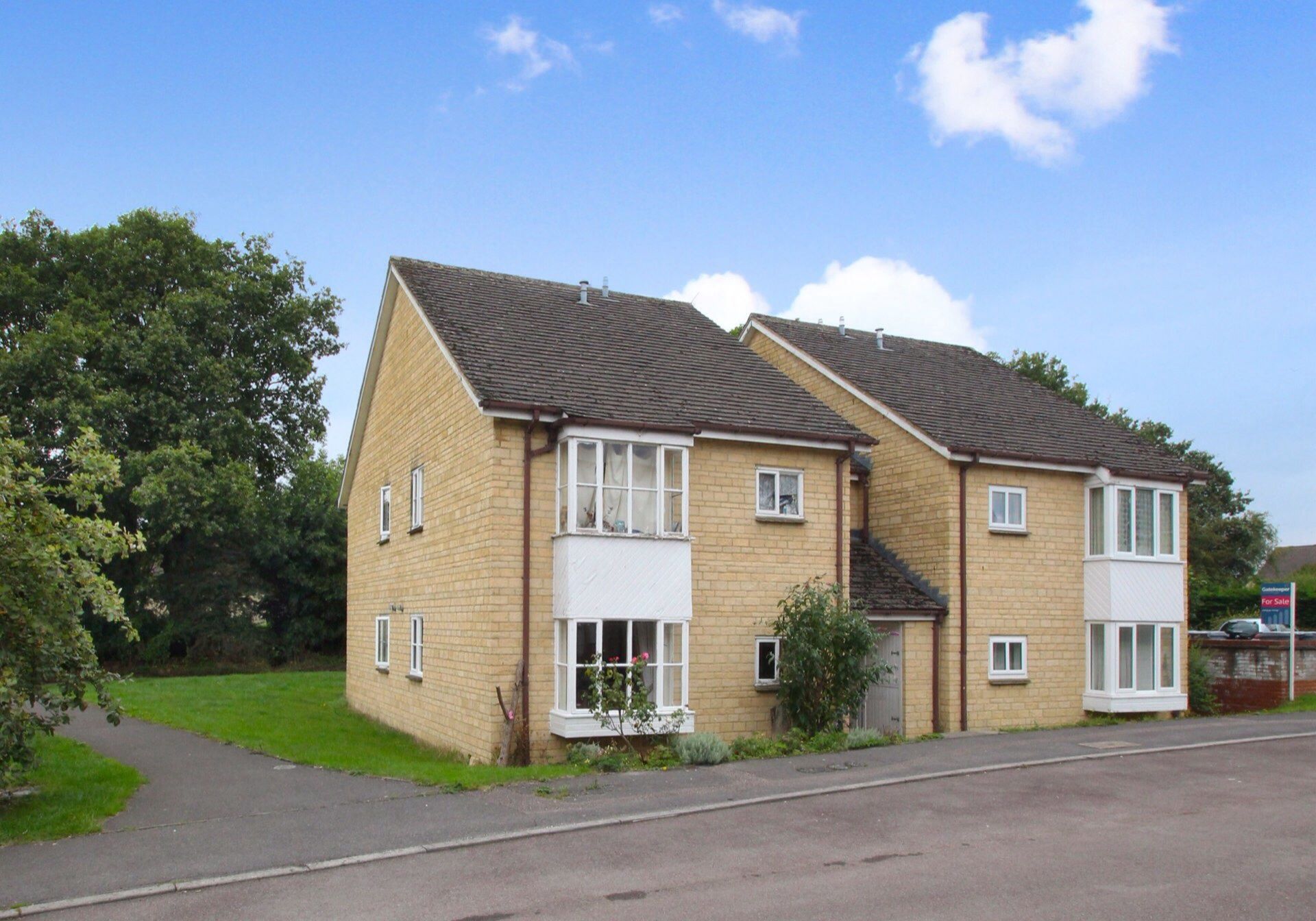 Studio to rent in Eton Close, Witney, Oxfordshire OX28 Zoopla