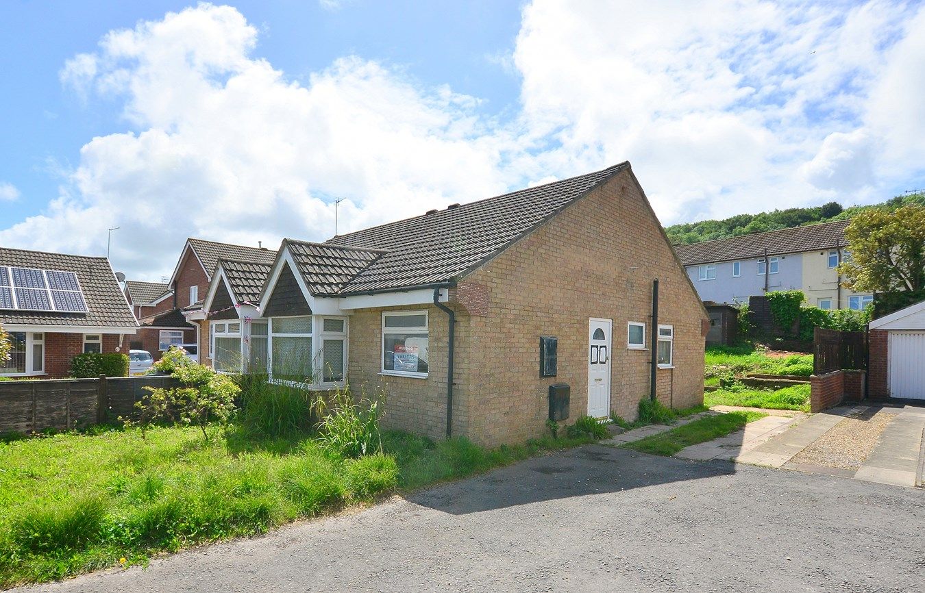 2 bed bungalow for sale in West Garston, Banwell BS29 Zoopla