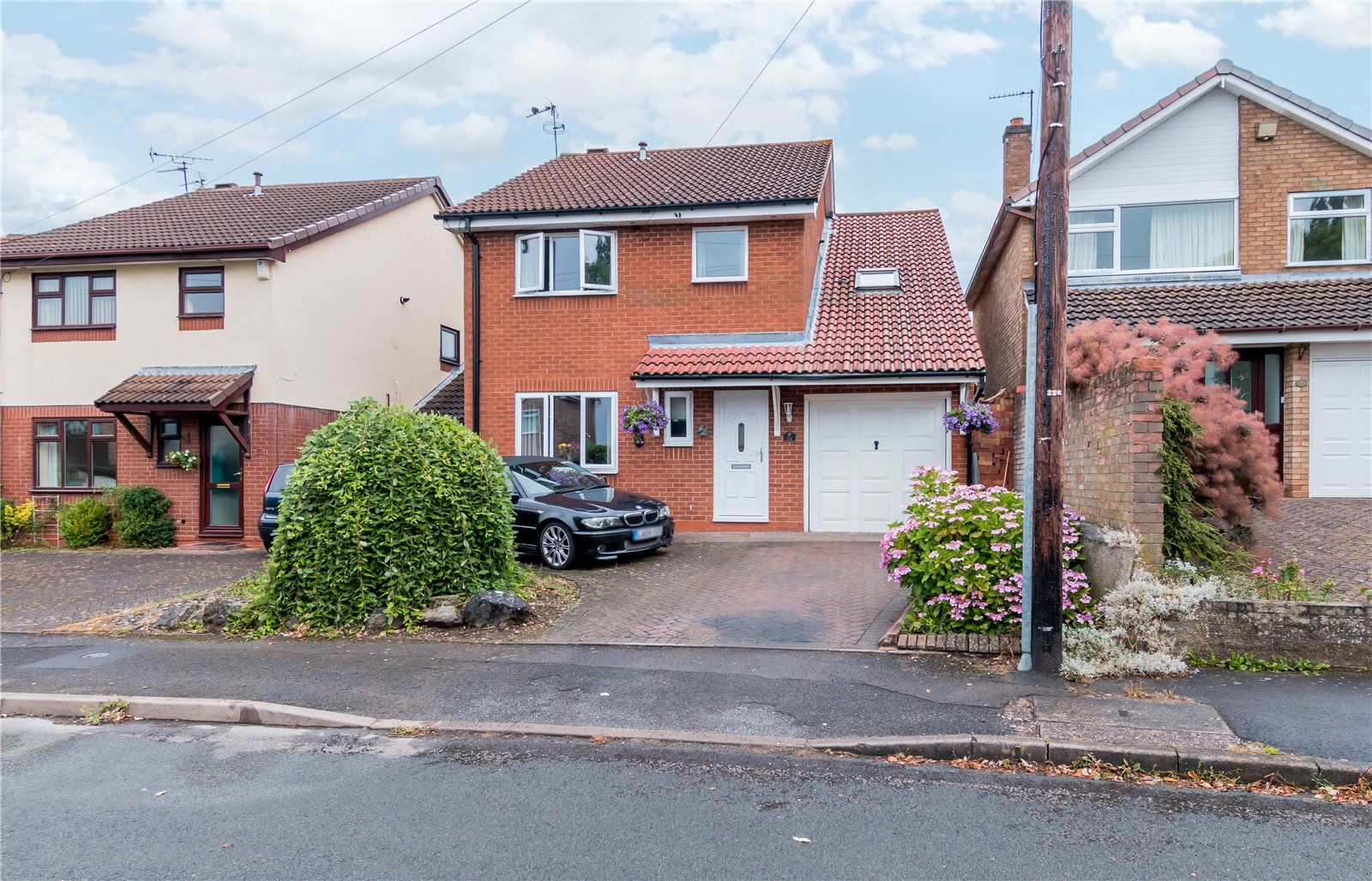 Hilary Drive, Merry Hill, Wolverhampton, West Midlands WV3  