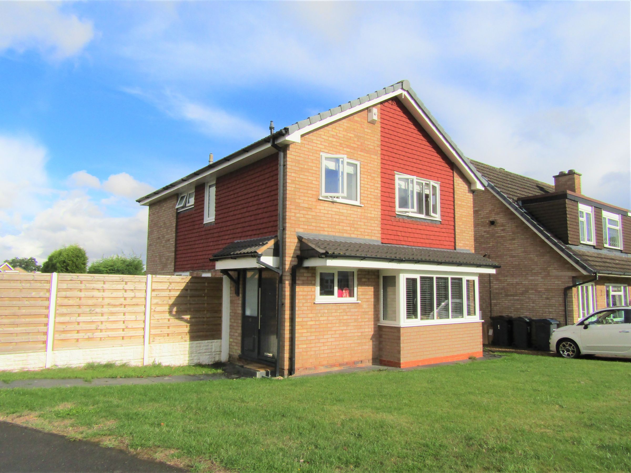 4 bed detached house to rent in Walsh Drive, Sutton Coldfield B76 Zoopla