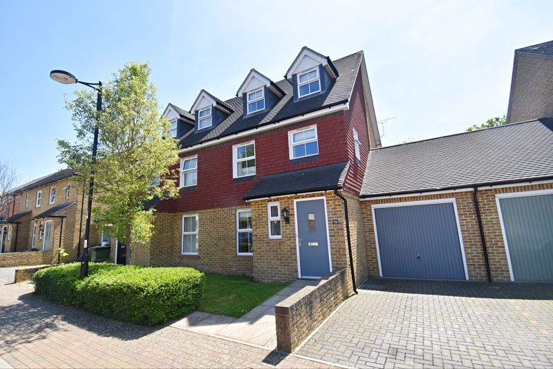 4 bed semidetached house for sale in Chilworth Way, SherfieldOn