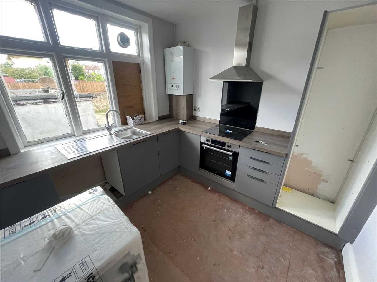 2 bed flat to rent in Alder Road, Parkstone, Poole BH12 Zoopla