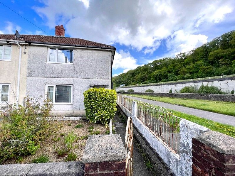 3 bed semidetached house for sale in Pentre Street, Glynneath, Neath