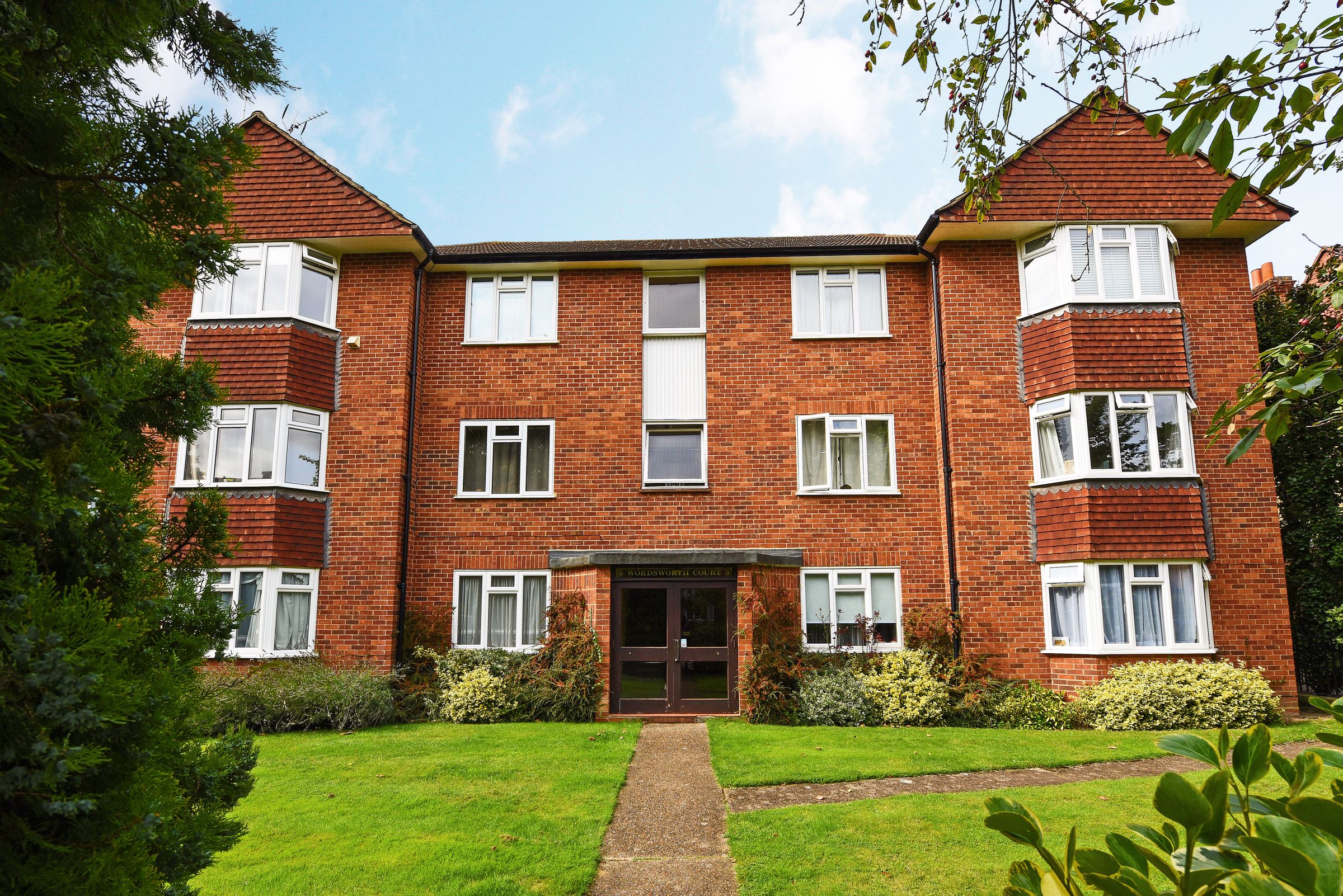 1 bed flat to rent in Lovelace Road, Surbiton KT6 Zoopla