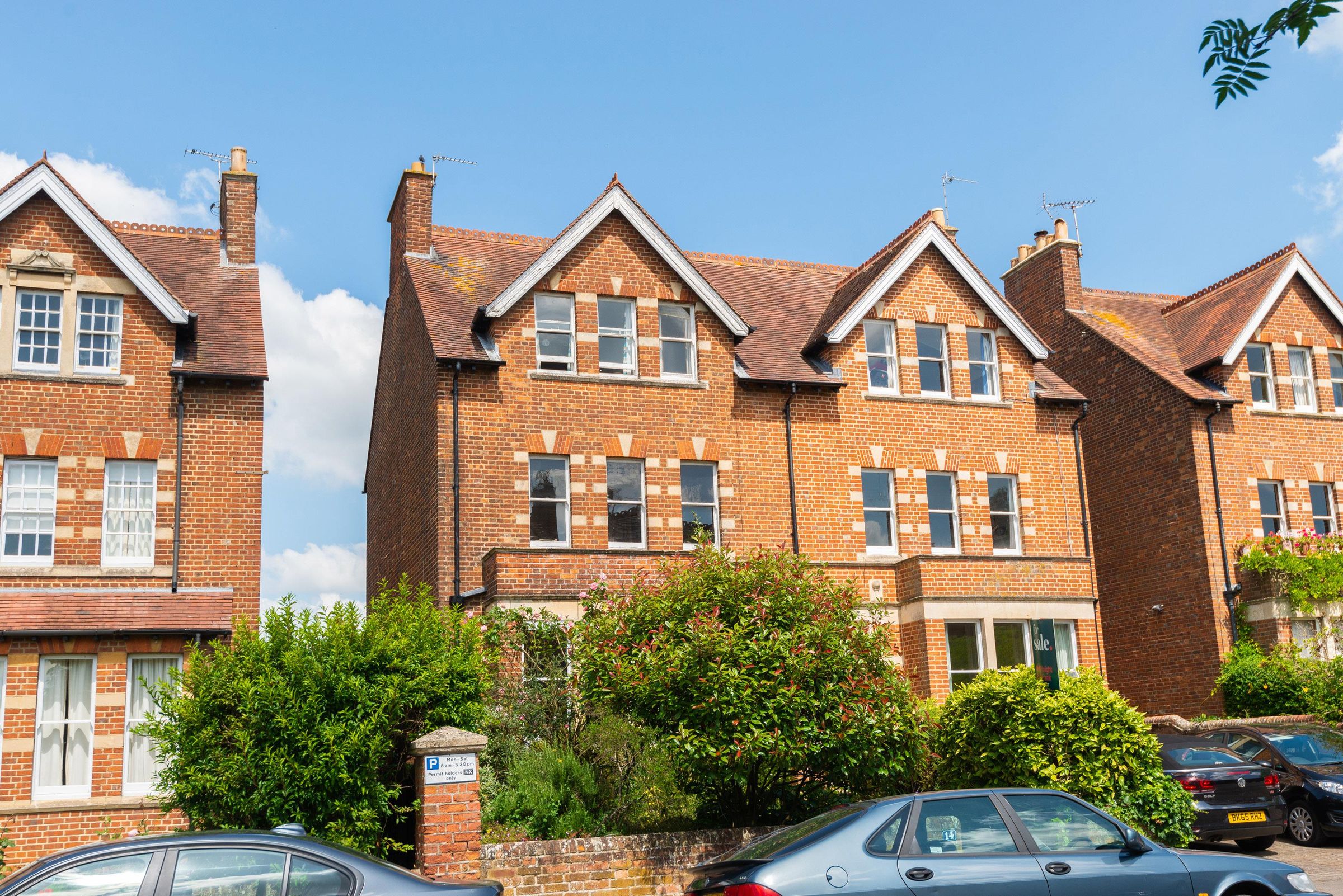 5 bed semidetached house for sale in Frenchay Road, Oxford