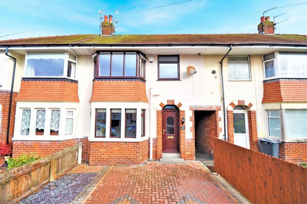 3 bed terraced house for sale in Chester Avenue, PoultonLeFylde FY6 Zoopla