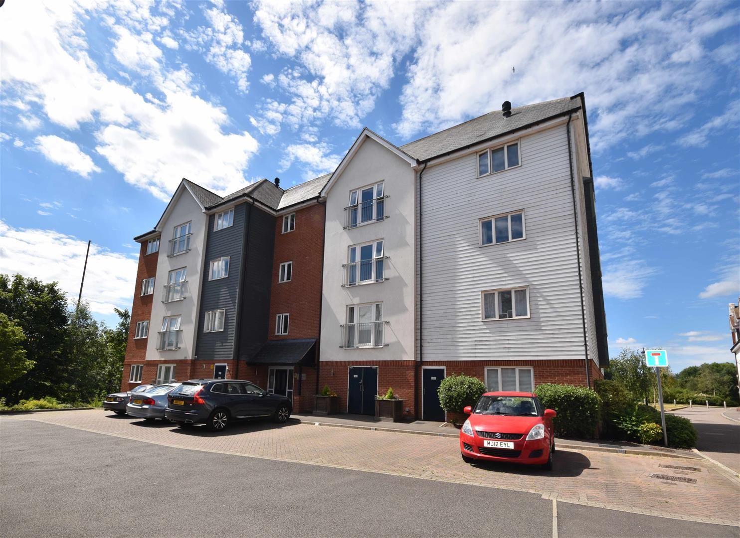 2 bed flat for sale in Westwood Drive, Canterbury CT2 Zoopla