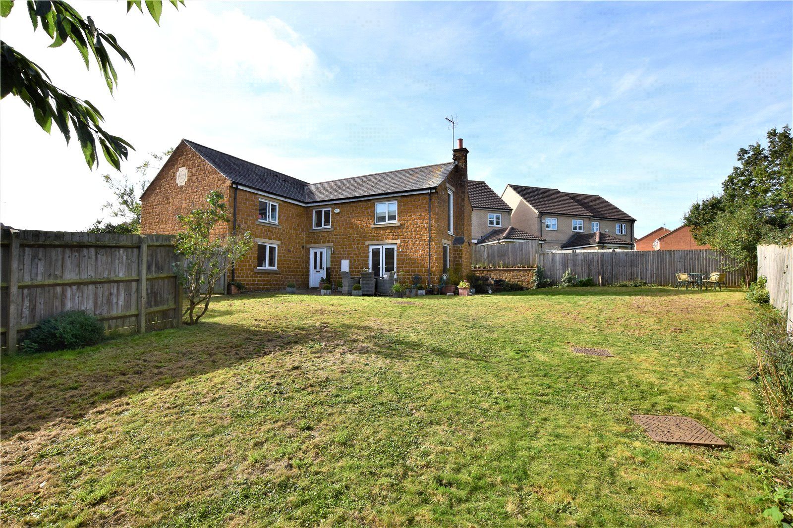 4 bed detached house for sale in Blisworth Close, Northampton NN4 Zoopla