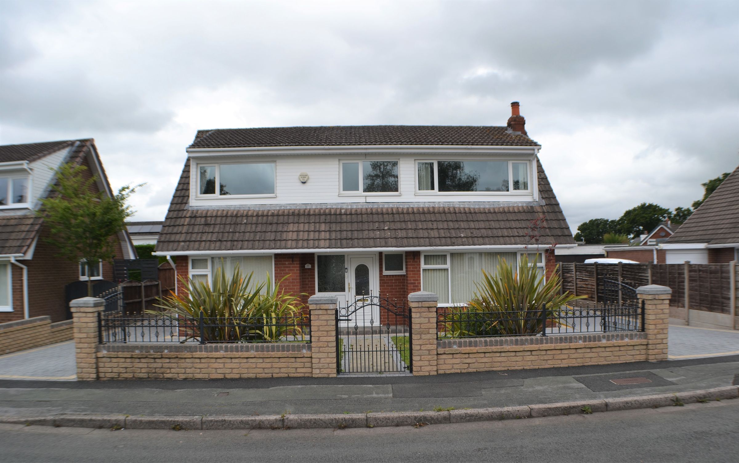 4 bed detached house for sale in Mallom Avenue, Euxton PR7 Zoopla