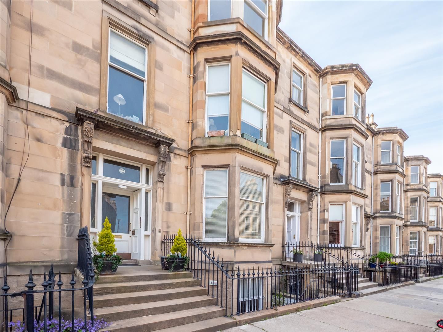 2 (Gfr) Belgrave Place, Edinburgh EH4