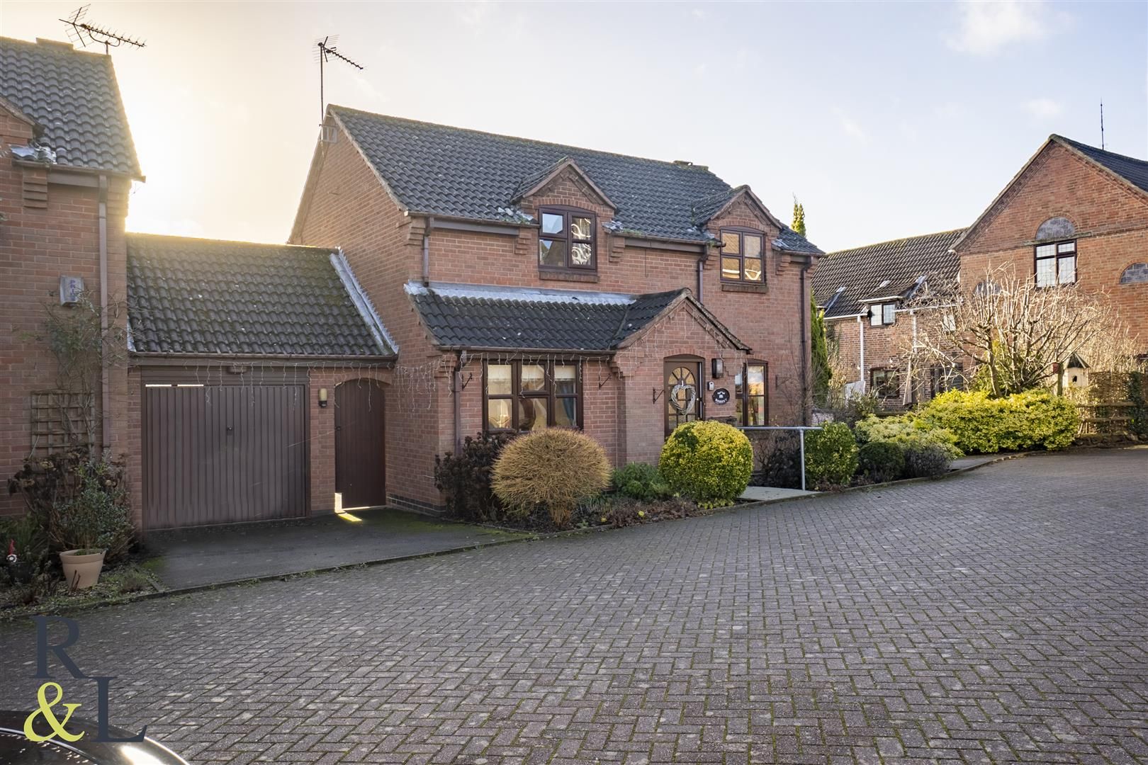 3 bed linkdetached house for sale in Newton Road, Heather, Coalville